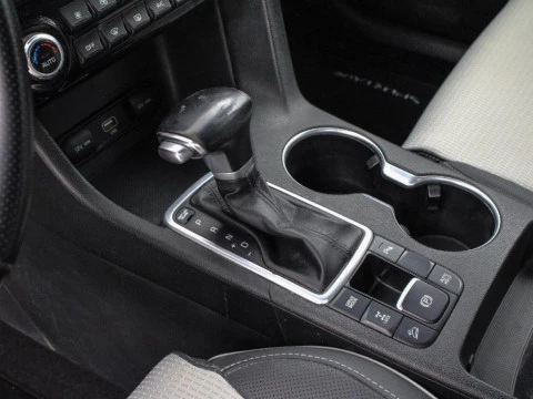 Kia Sportage 1.6 CRDI 100KW DCT 4WD 136 5P