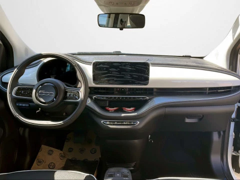 Fiat 500 Monotrim Hb 320km 85kW (118CV)