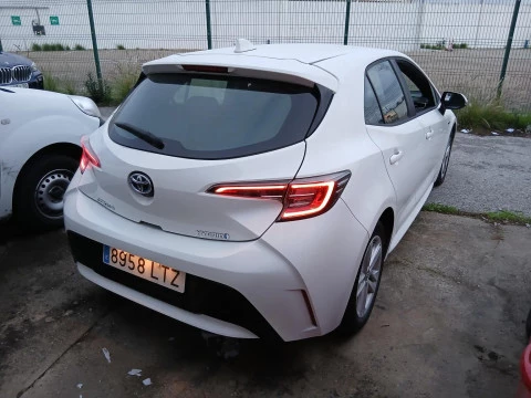 Toyota Corolla 1.8 125H ACTIVE TECH E-CVT