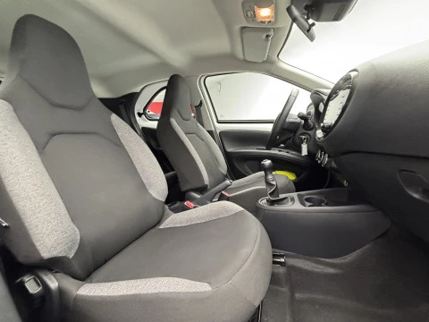 Toyota Aygo X Cross 1.0 VVT-I 72CV Play