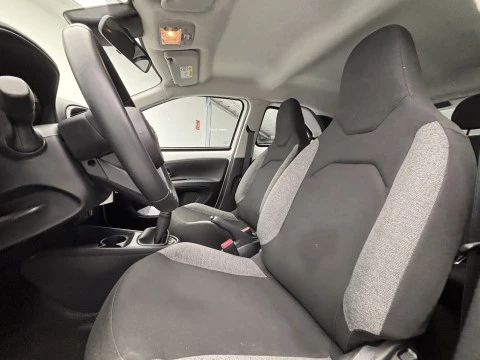 Toyota Aygo X Cross 1.0 VVT-I 72CV Play