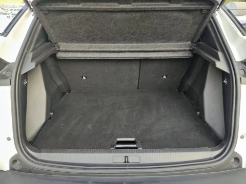 Peugeot 2008 Allure Puretech 130 S&S EAT8