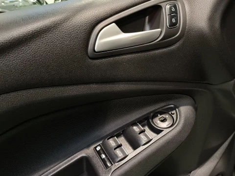 Ford C-Max 1.5 TDCI Titanium 88 kW (120 CV)