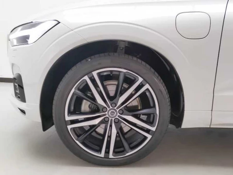 Volvo XC60 T8 TWIN R-DESIGN Plug-In Hybrid AWD