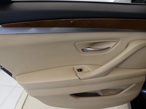 BMW 520 DIESEL 183 4P BERLINA