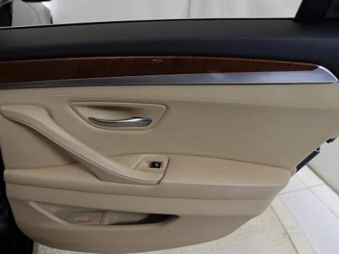 BMW 520 DIESEL 183 4P BERLINA