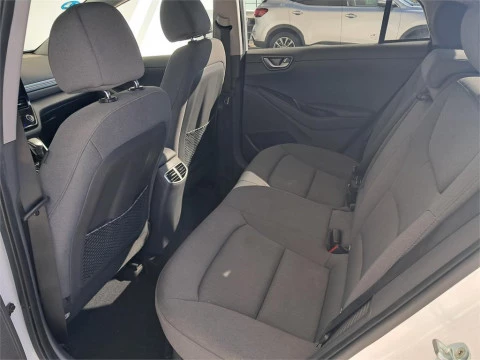 Hyundai IONIQ 1.6 GDI PHEV Tecno DCT