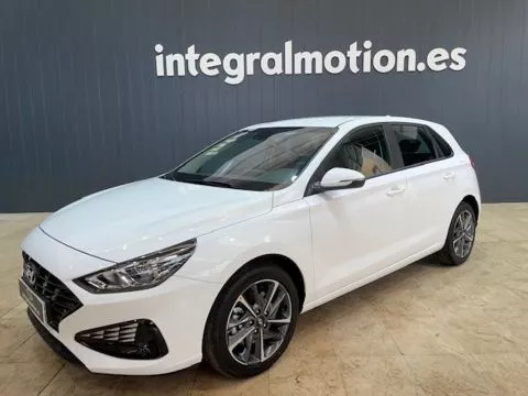 Hyundai i30 1.5 DPI Klass SLX Hyundai i30 1.5 DPI Klass SLX