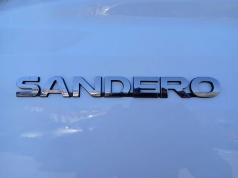 Dacia Sandero Essential SCe 49kW (65CV)