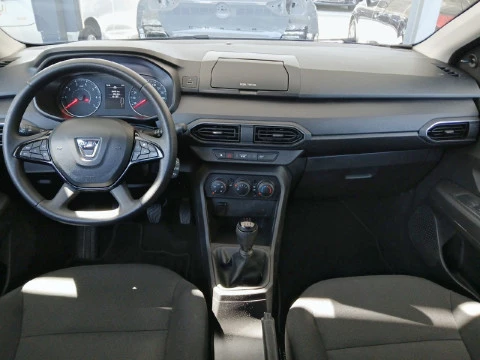 Dacia Sandero Essential SCe 49kW (65CV)