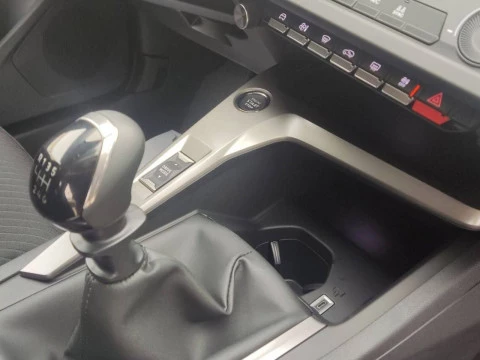 Peugeot 308 5P Active Pack PureTech 130 S&S MAN