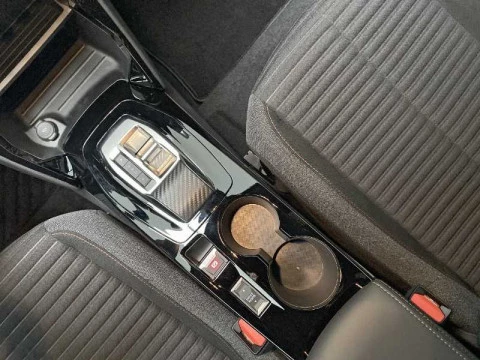 Peugeot 2008 SUV 2008 Active Pack Eléctrico 136 (100 Kw)