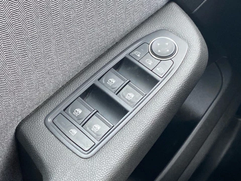 Renault Clio techno Eco-G 100cv (74kW)