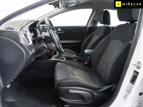 Kia Ceed 1.0 TGDi 74kW 100CV Concept