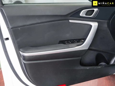 Kia Ceed 1.0 TGDi 74kW 100CV Concept