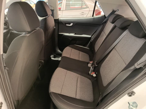 Kia Stonic 1.2 DPi 58kW (79CV) Concept