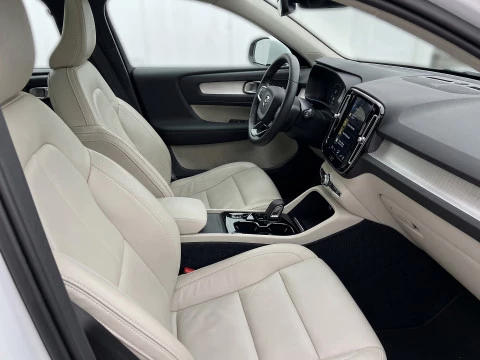 Volvo XC40 1.5 T5 Twin Recharge R-Design Exp Auto
