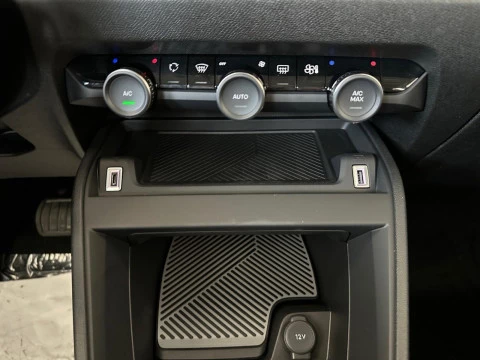 Citroën C4 Hybrid 145 ë-DCS6 Plus