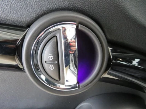 MINI COOPER 5 PUERTAS