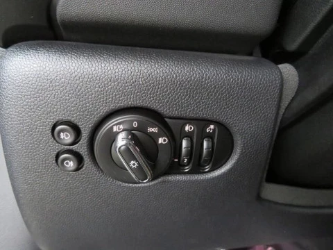 MINI COOPER 5 PUERTAS