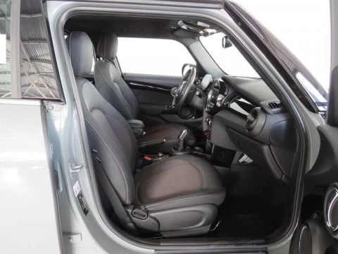 MINI COOPER 5 PUERTAS