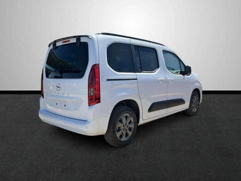 Opel Combo 100 Cv 1.5 Td S/S MT6 €6.4
