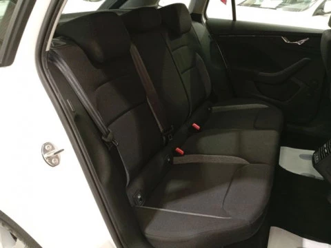 Skoda Scala 1.0 TGI 66KW (90CV) Active