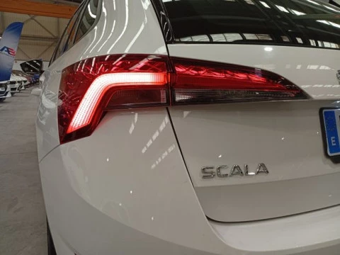 Skoda Scala 1.0 TGI 66KW (90CV) Active