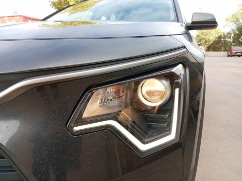 Kia Niro 1.6 GDi HEV 104kW (141CV) Concept