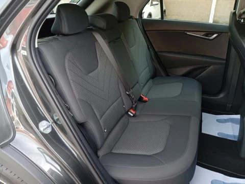 Kia Niro 1.6 GDi HEV 104kW (141CV) Concept