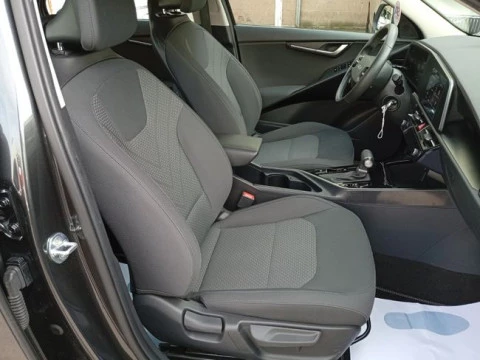 Kia Niro 1.6 GDi HEV 104kW (141CV) Concept