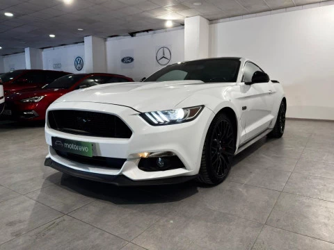Ford Mustang Fastback GT 5.0 Ti-VCT V8 310 kW (421 CV)