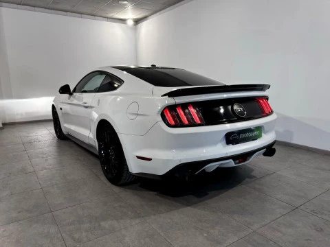 Ford Mustang Fastback GT 5.0 Ti-VCT V8 310 kW (421 CV)
