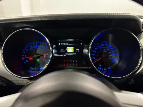 Ford Mustang Fastback GT 5.0 Ti-VCT V8 310 kW (421 CV)