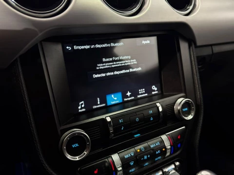 Ford Mustang Fastback GT 5.0 Ti-VCT V8 310 kW (421 CV)