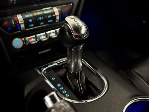 Ford Mustang Fastback GT 5.0 Ti-VCT V8 310 kW (421 CV)