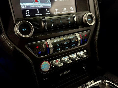 Ford Mustang Fastback GT 5.0 Ti-VCT V8 310 kW (421 CV)