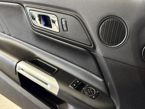 Ford Mustang Fastback GT 5.0 Ti-VCT V8 310 kW (421 CV)