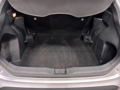 Toyota Yaris Cross 1.5 120H Business Plus