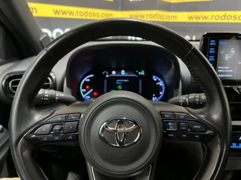 Toyota Yaris Cross 1.5 120H Business Plus