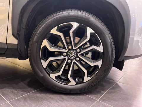 Toyota Yaris Cross 1.5 120H Business Plus