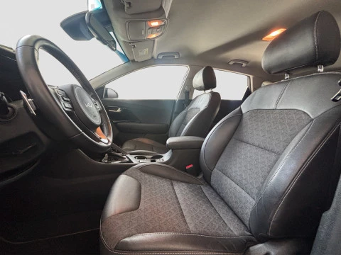 Kia Niro 1.6 GDi HEV 104kW (141CV) Emotion