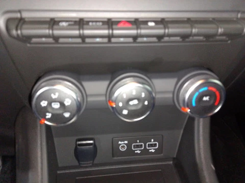 Renault Captur  TCe Equilibre 67kW