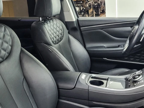 Hyundai Santa Fe 1.6 TGDi HEV Maxx Auto 4x2