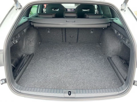 Skoda Octavia  Combi RS 1,4 TSI iV P-HEV 180 kW (245 CV) DSG 6 vel.