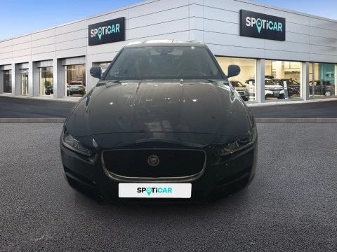 Jaguar XE 2.0 Diesel RWD 132kW Pure Jaguar XE 2.0 Diesel RWD 132kW Pure