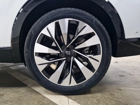 Renault Rafale Techno full hybrid E-Tech 200CV (147kW)