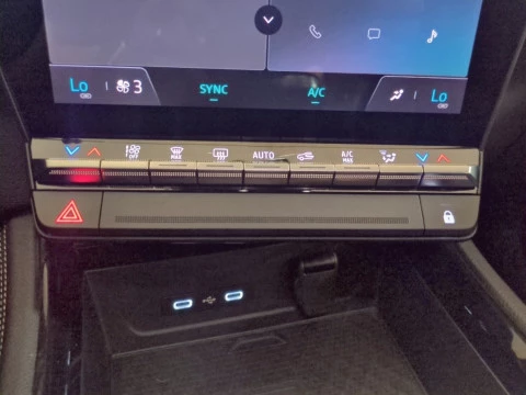 Renault Austral Techno Mild Hybrid 103kW (140CV)
