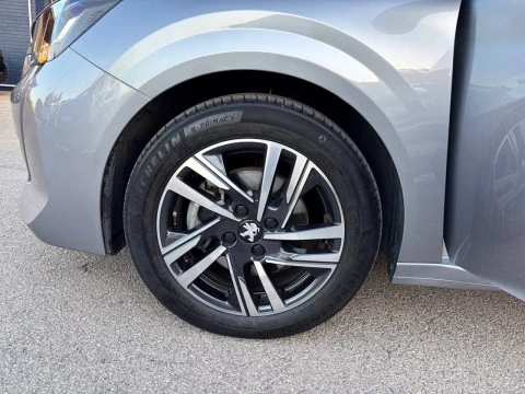 Peugeot 208 PureTech 73kW (100CV) EAT8 Allure Pack
