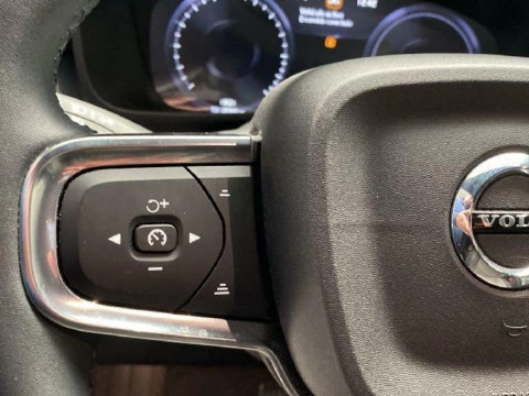 Volvo XC40 1.5 T4 RECHARGE INSCRIPTION EXP DCT 5P